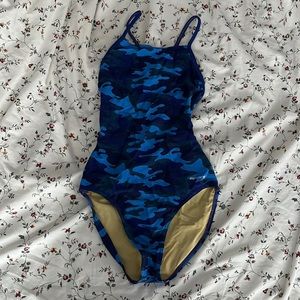 Sporti cutout one-piece